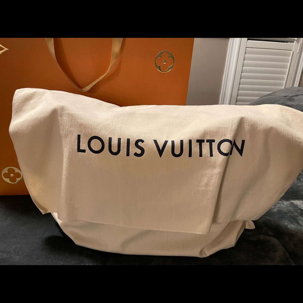 Louis Vuitton Neverfull MM